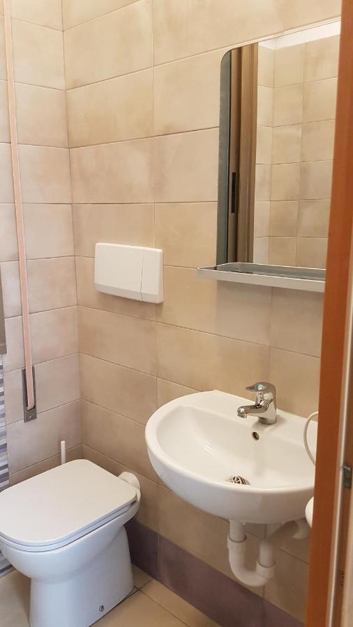 סוטומרינה Albergo Paris מראה חיצוני תמונה