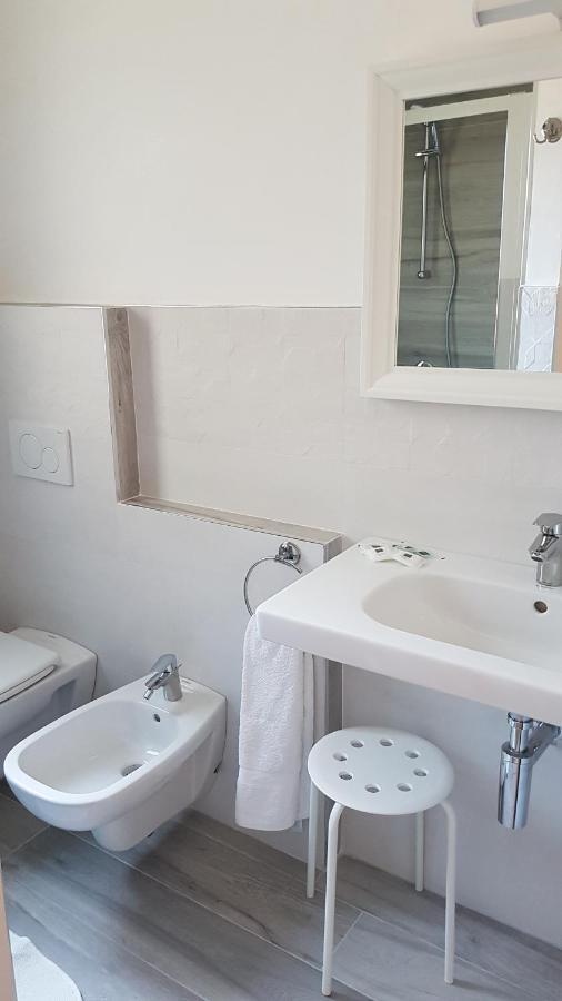 סוטומרינה Albergo Paris מראה חיצוני תמונה